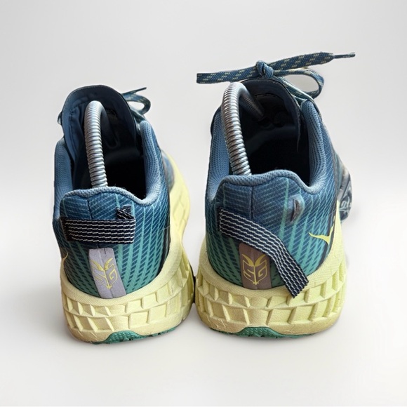 HOKA ONE ONE Speedgoat 4 Trail Running Shoes Women’s 9 - Picture 2 of 7